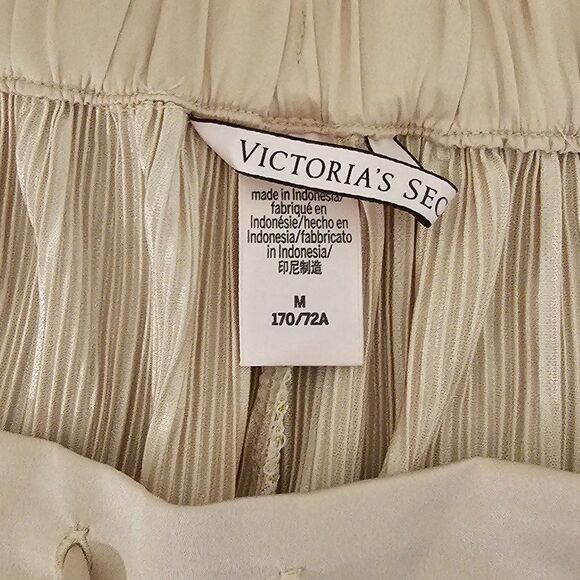 Victoria's Secret Metallic PJ Set Sz M - Picture 6 of 6